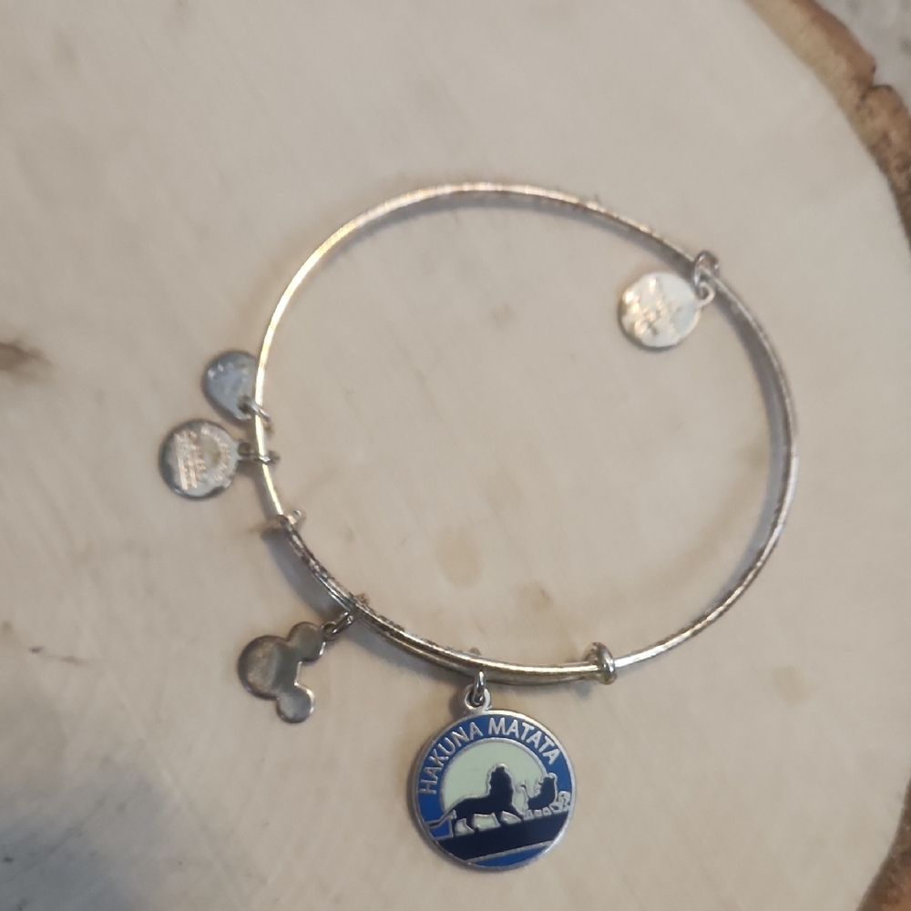 Disney Alex And Ani Lion King Hakuna Matata Design Bracelet 2014
